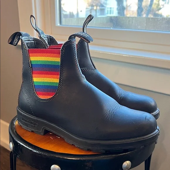 Blundstone Black Boots with Rainbow Accents - Picture 1 of 5